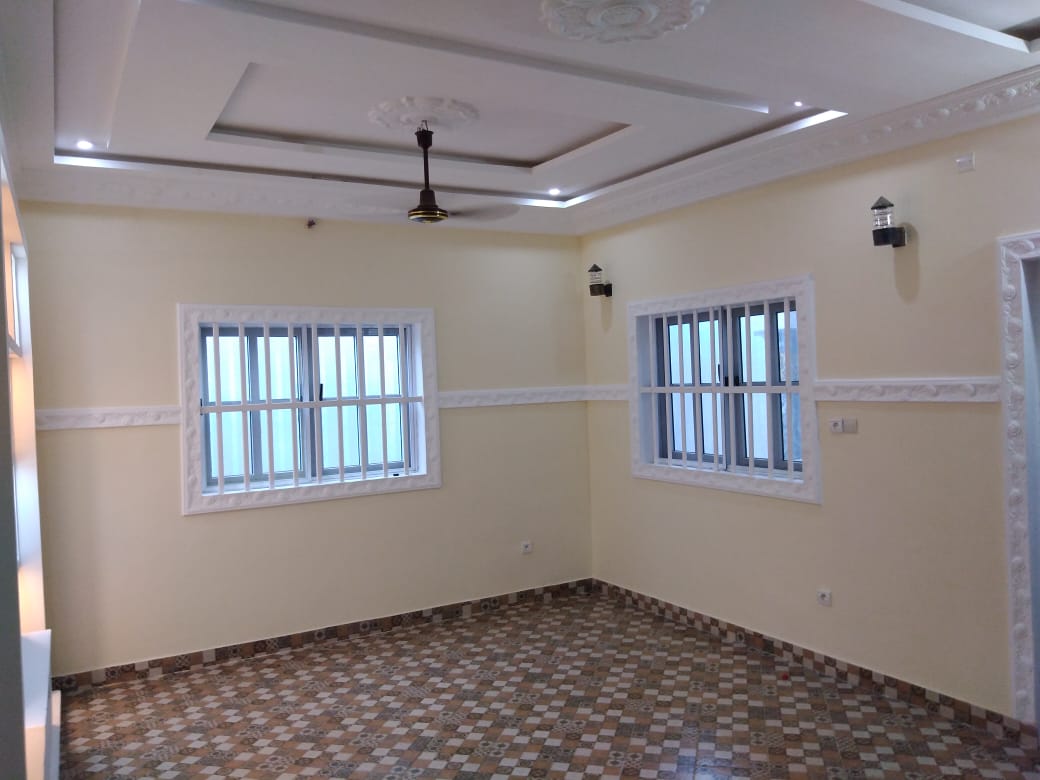 N° 5178 :
                        Appartement à louer , Djagble, Lome, Togo : 300 000 XOF/mois
