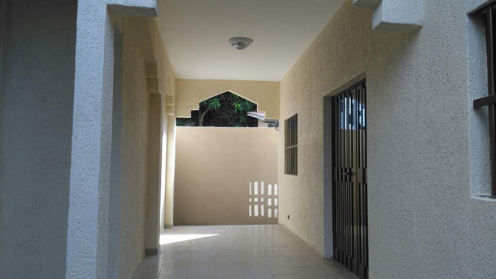 N° 4316 :
                            Villa à louer , Amadahome, Lome, Togo : 120 000 XOF/mois