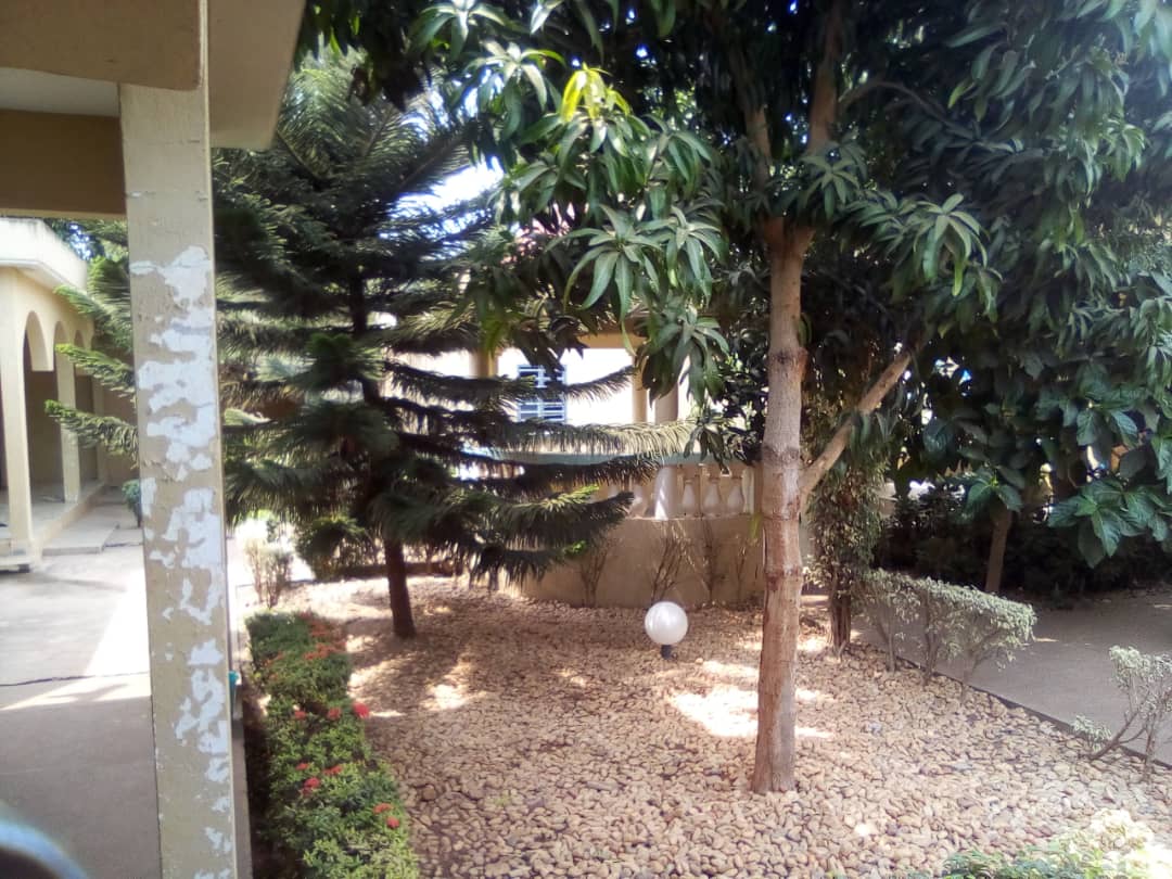 N° 4443 :
                        Villa à louer , Wonyome, Lome, Togo : 250 000 XOF/mois