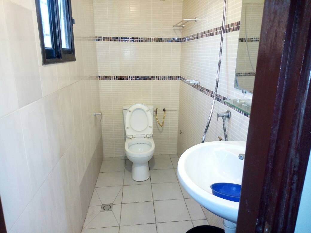 N° 4348 :
                            Appartement meublé à louer ,  be-gbenyedji , Lome, Togo : 280 000 XOF/mois