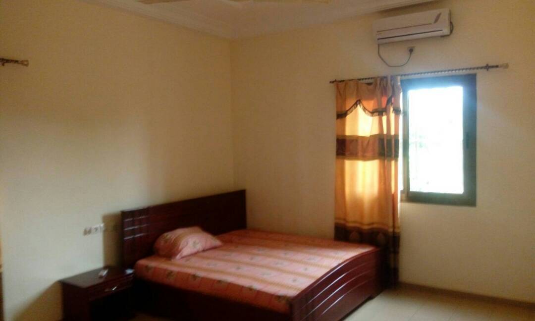 N° 4145 :
                            Appartement à louer , Adidogome, Lome, Togo : 250 000 XOF/mois