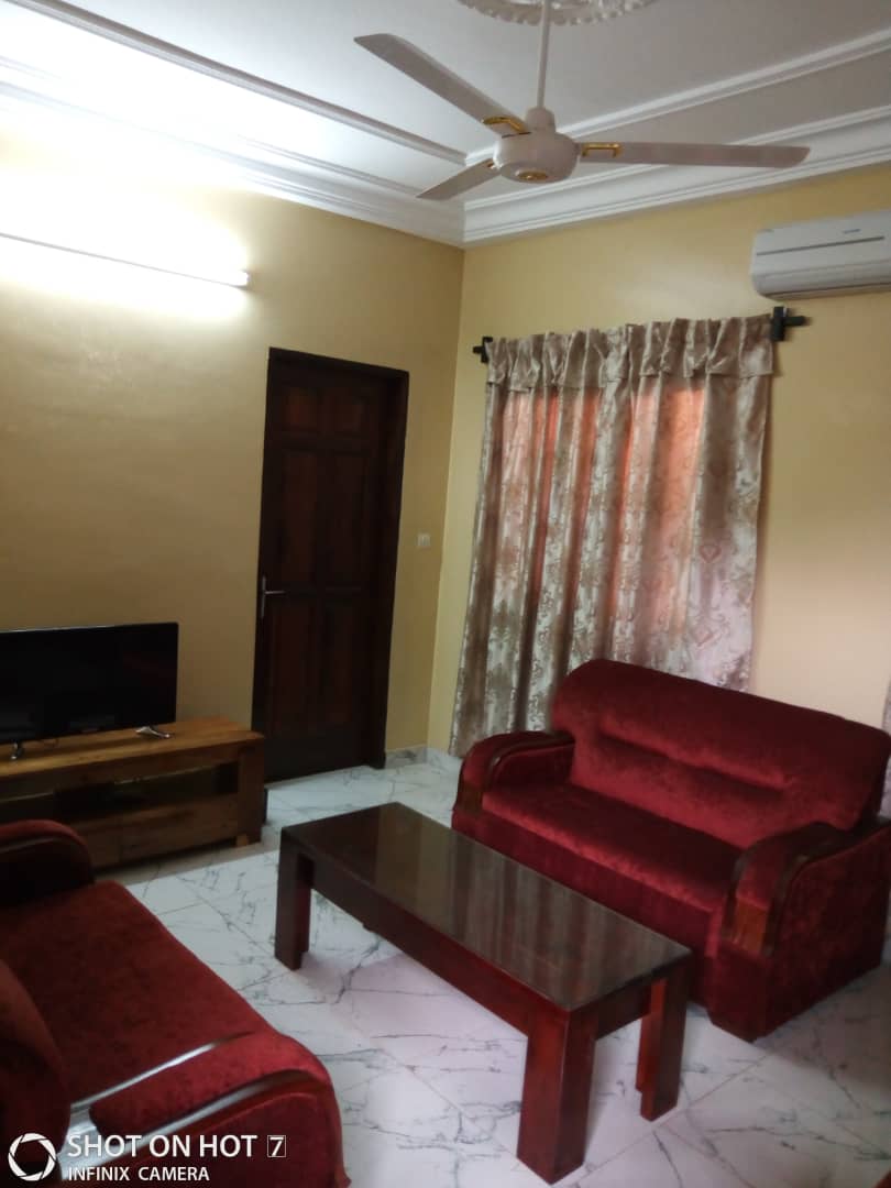 N° 4918 :
                        Appartement meublé à louer , Adidogome, Lomé, Togo : 200 000 XOF/mois