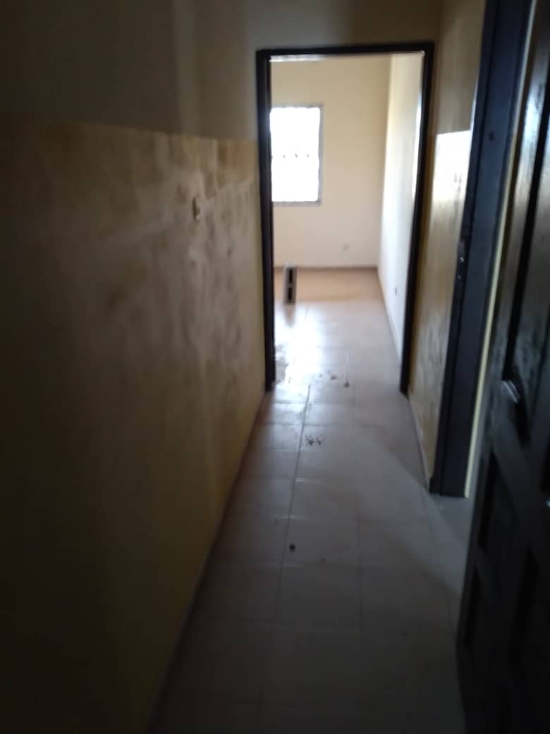 N° 4230 :
                            Appartement à louer , Djidjolé, Lome, Togo : 75 000 XOF/mois