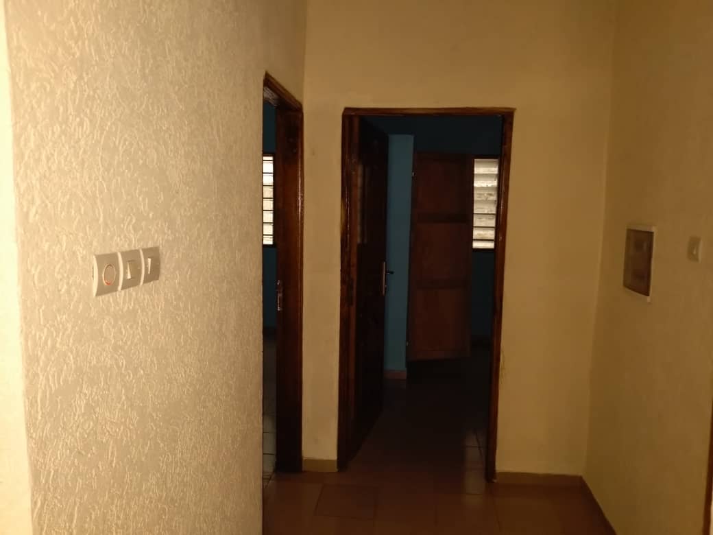 N° 4520 :
                            Appartement à louer , Apedokoe, Lome, Togo : 60 000 XOF/mois