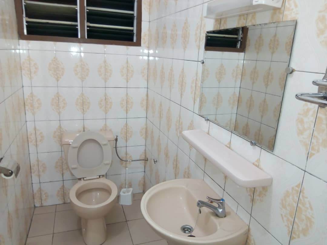 N° 4732 :
                        Appartement à louer , Cacaveli, Lome, Togo : 90 000 XOF/mois