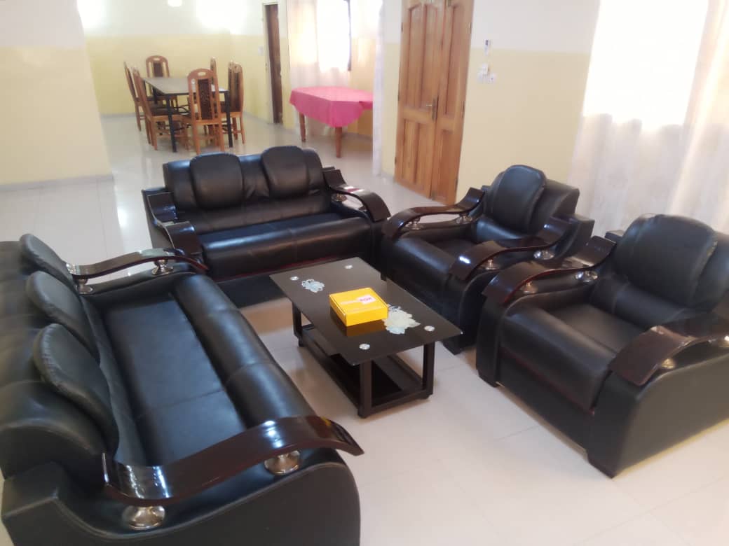 N° 5236 :
                            Appartement meublé à louer , Kodjoviakope, Lome, Togo : 600 000 XOF/mois