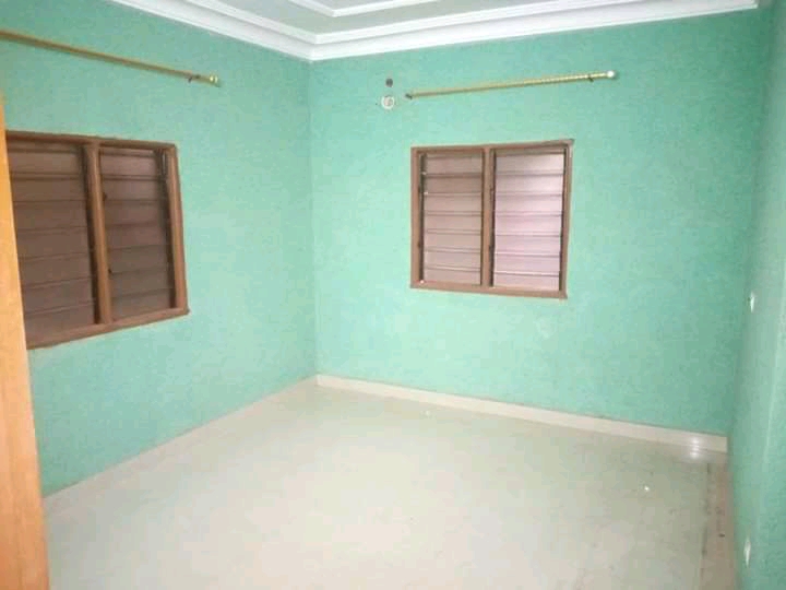 N° 4992 :
                        Appartement à louer , Agoe , Lome, Togo : 130 000 XOF/mois