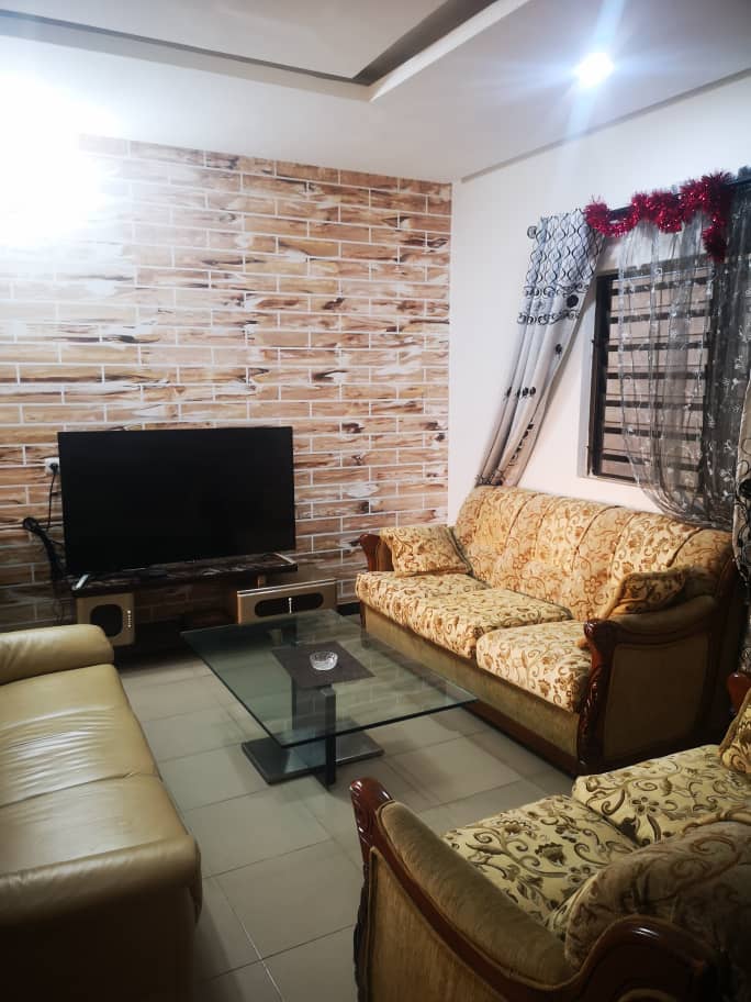 N° 5222 :
                        Appartement meublé à louer , Attiegou , Lome, Togo : 250 000 XOF/mois