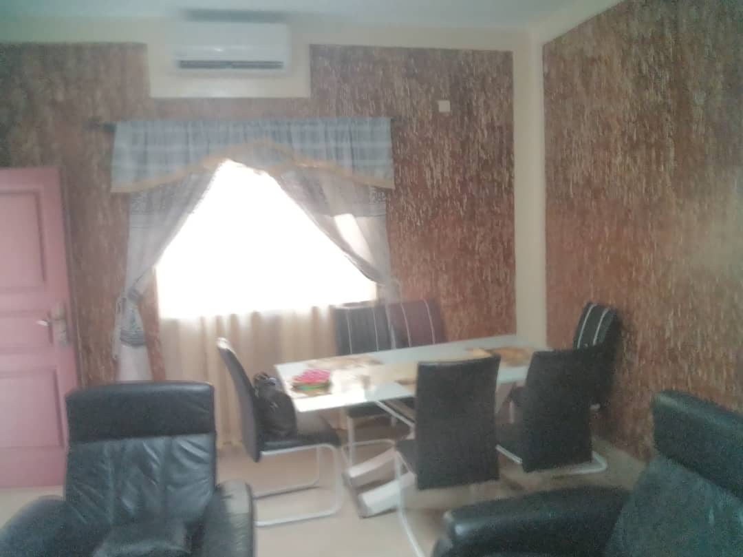 N° 4301 :
                            Appartement meublé à louer , Adidogome, Lome, Togo : 250 000 XOF/mois