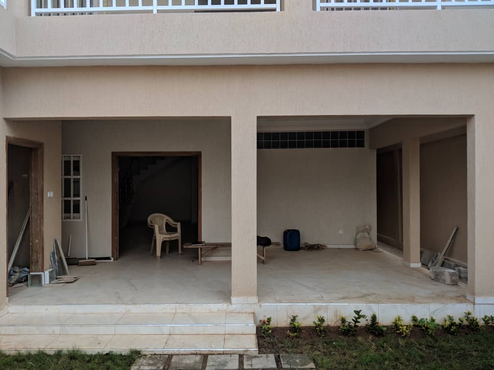 N° 4288 :
                            Villa à louer , Adidogome, Lome, Togo : 500 000 XOF/mois