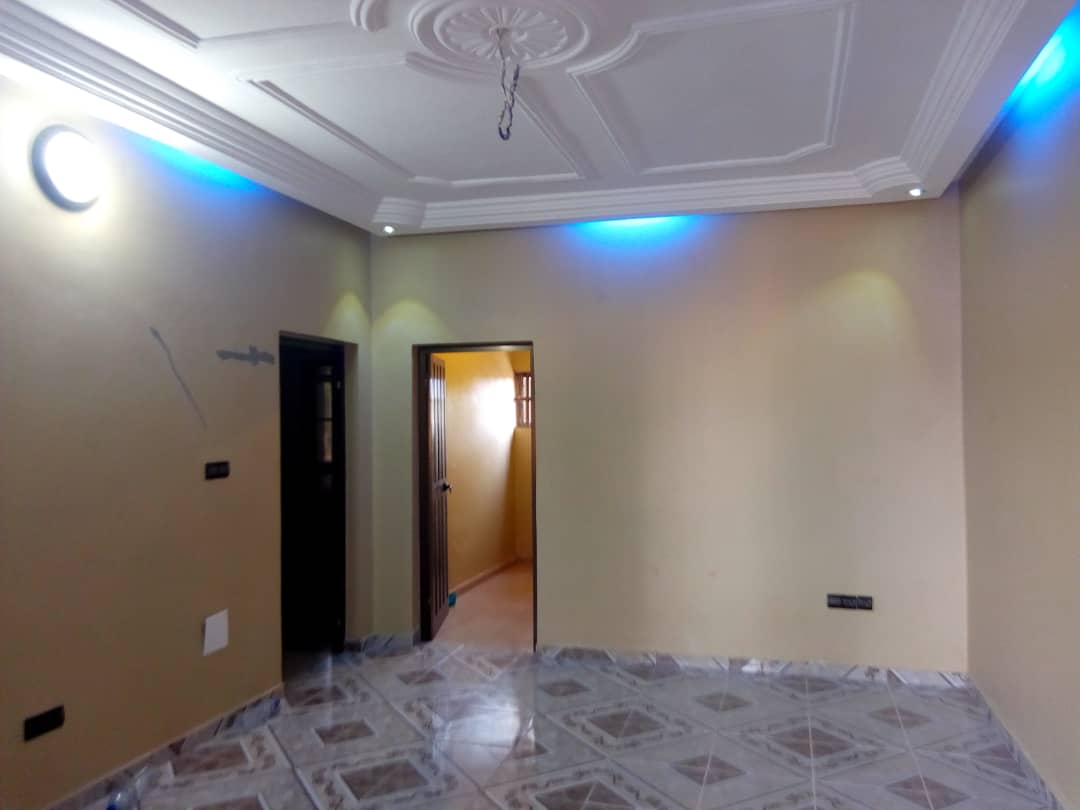 N° 4256 :
                            Appartement à louer , Avedji, Lome, Togo : 70 000 XOF/mois