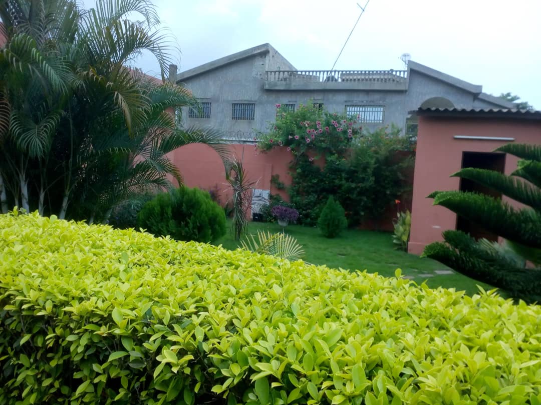 N° 4344 :
                        Villa à louer , Avepozo, Lome, Togo : 350 000 XOF/mois