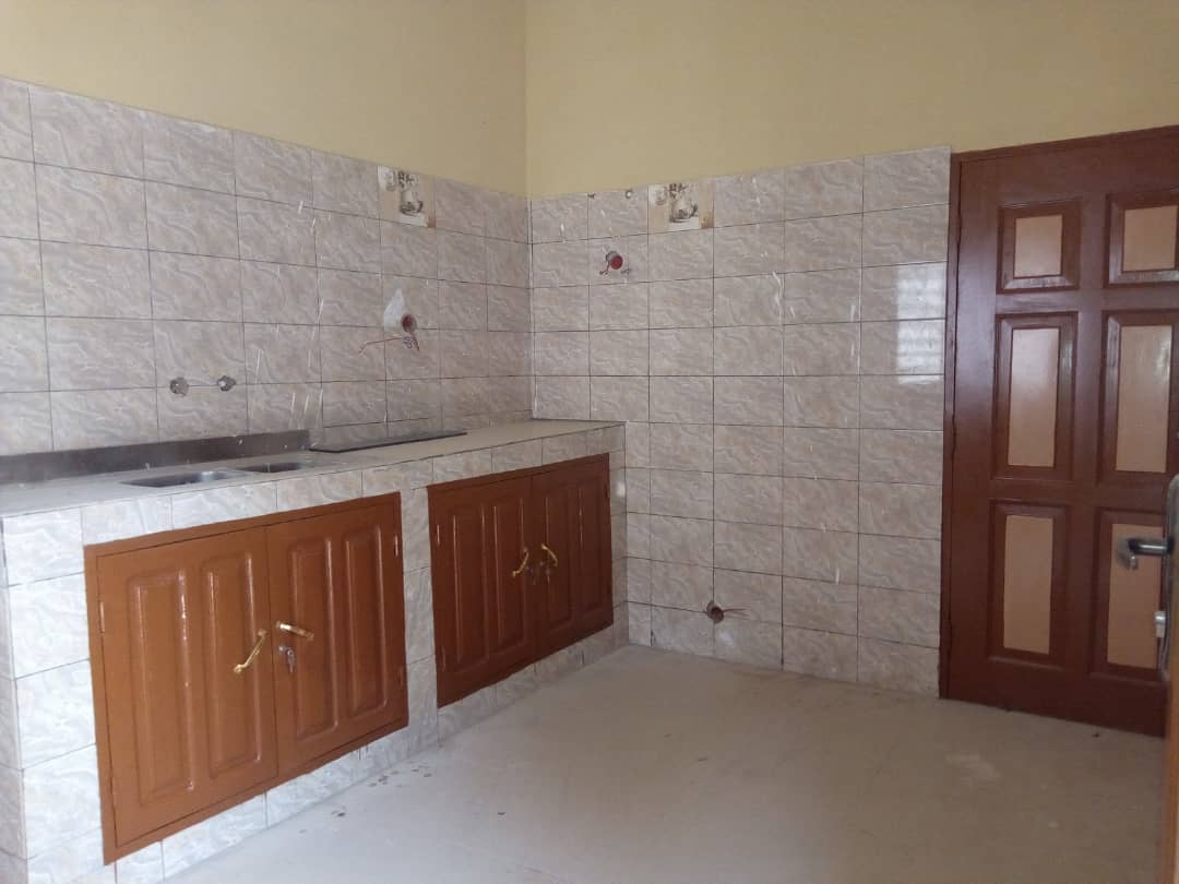 N° 4319 :
                        Appartement à louer , Adidogome, Lome, Togo : 150 000 XOF/mois
