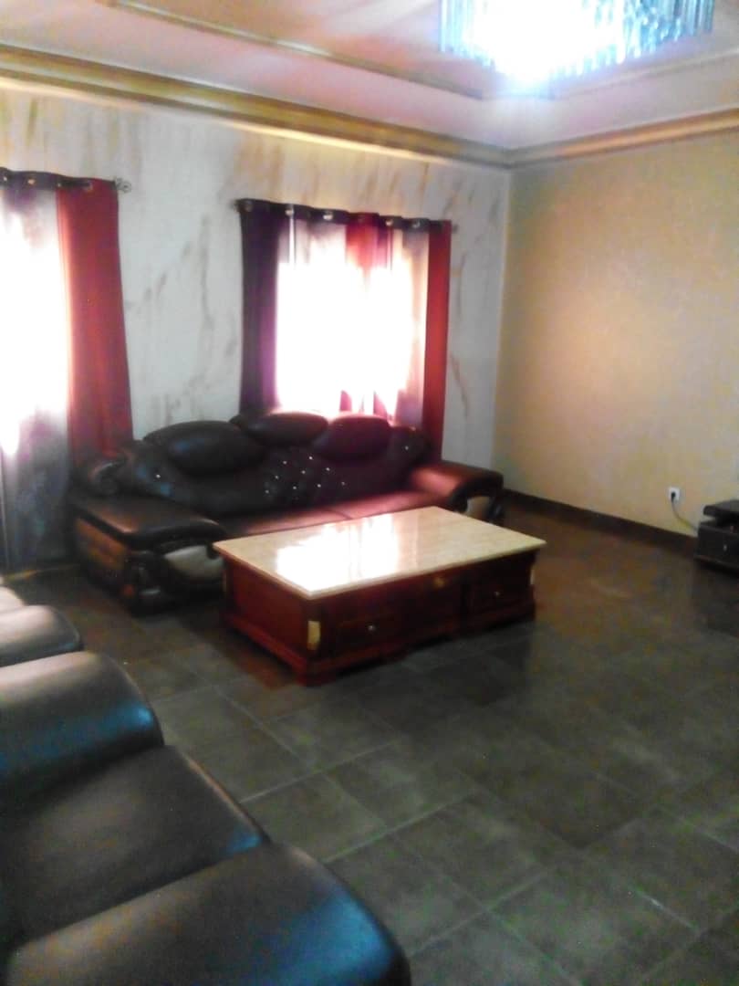 N° 4513 :
                        Appartement meublé à louer , Be, Lome, Togo : 250 000 XOF/mois