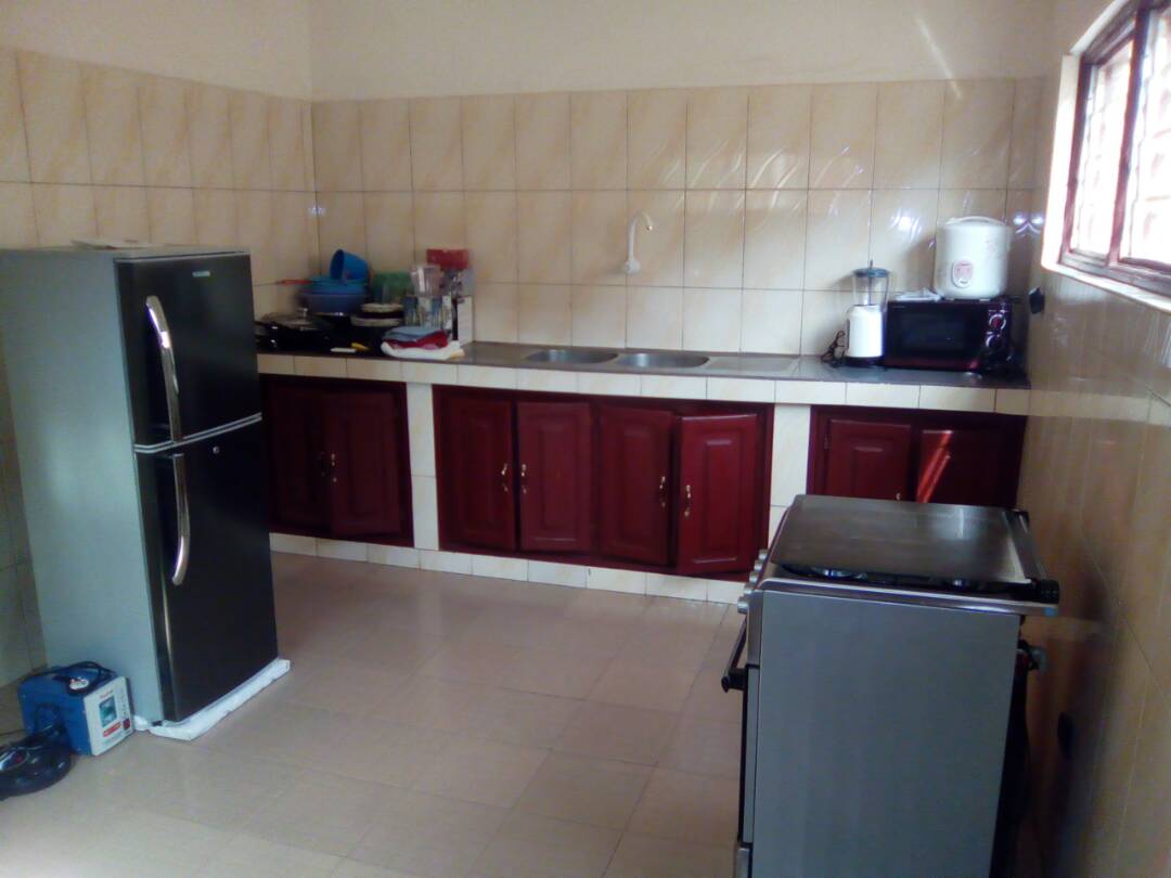 N° 4143 :
                            Appartement à louer , Togo 2000, Lome, Togo : 300 000 XOF/mois