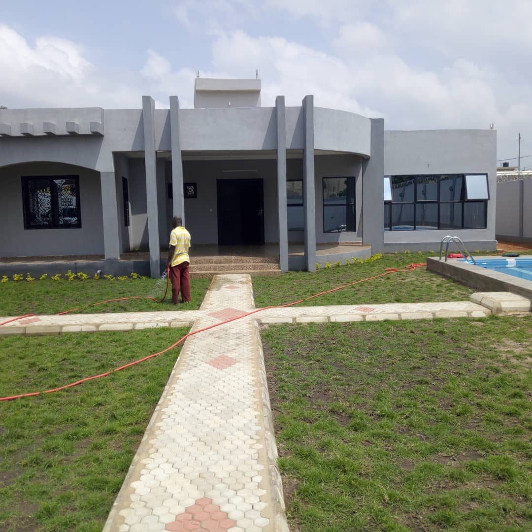 N° 4311 :
                            Villa meublée à louer , Adidogome, Lome, Togo : 500 000 XOF/mois