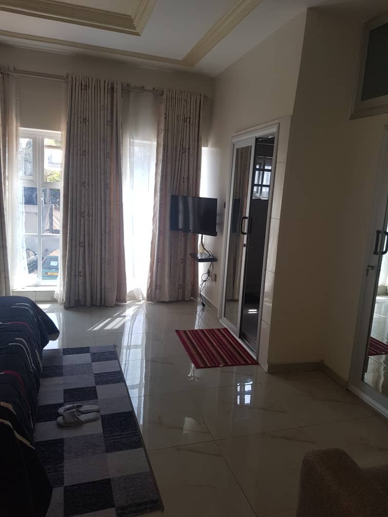 N° 4555 :
                            Appartement meublé à louer , Adidogome, Lome, Togo : 600 000 XOF/mois