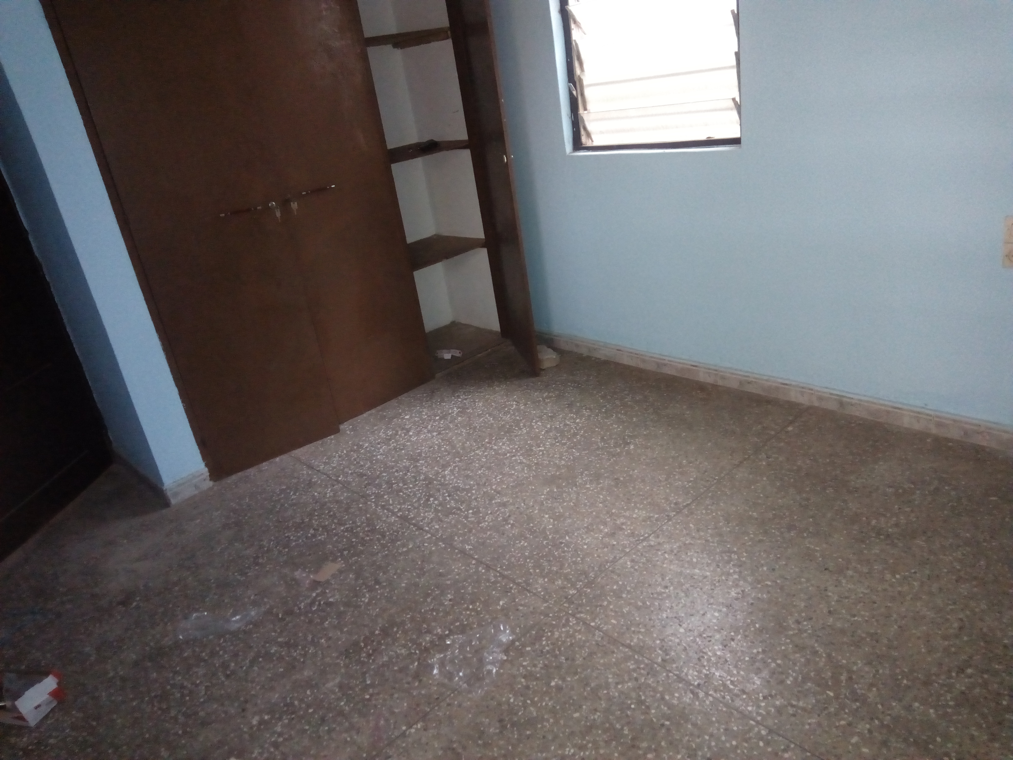 N° 4318 :
                            Appartement à louer , Djidjole, Lome, Togo : 65 000 XOF/mois