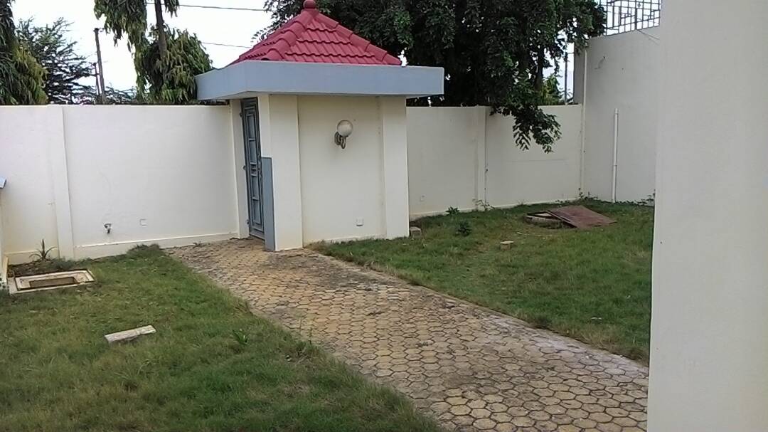 N° 4175 :
                            Villa à louer , Adidoadin , Lome, Togo : 800 000 XOF/mois