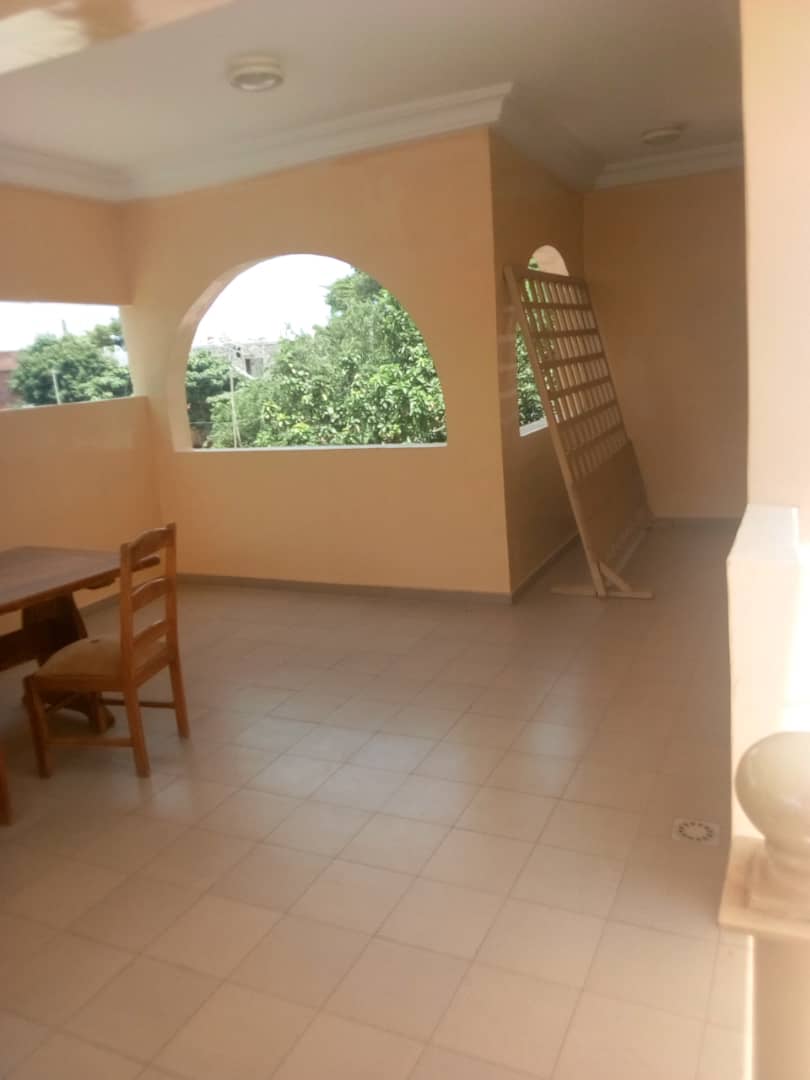 N° 4279 :
                            Villa à louer , Gta, Lome, Togo : 500 000 XOF/mois