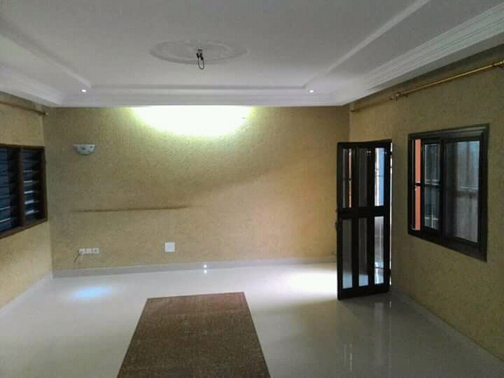 N° 4338 :
                            Appartement à louer , Agoe, Lome, Togo : 100 000 XOF/mois