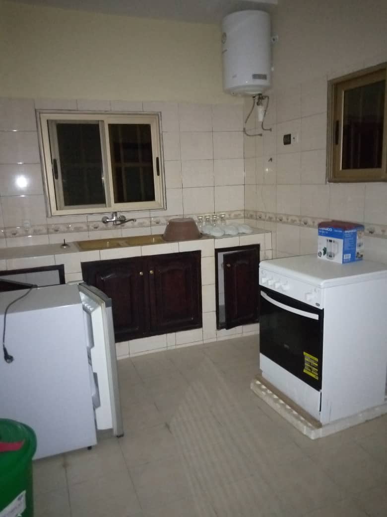 N° 4924 :
                            Appartement meublé à louer , Avepozo, Lome, Togo : 600 000 XOF/mois