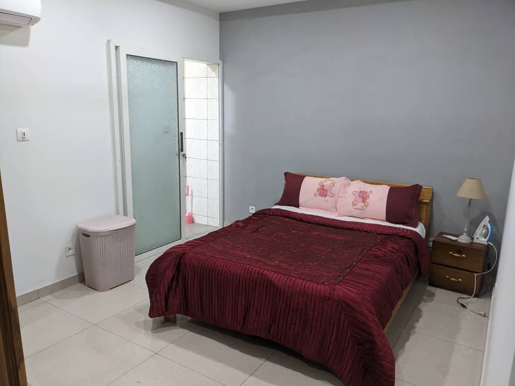 N° 5348 :
                            Appartement meublé à louer , Kodjoviakope, Lome, Togo : 300 000 XOF/mois