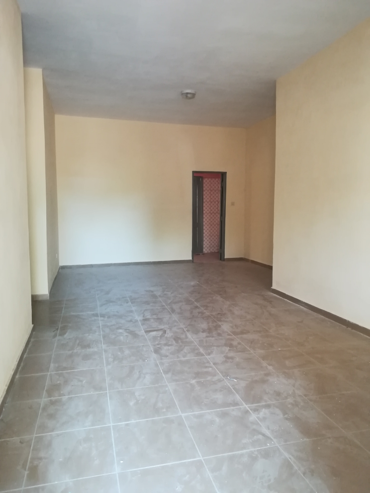N° 4676 :
                            Appartement à louer , Zanguera , Lome, Togo : 40 000 XOF/mois
