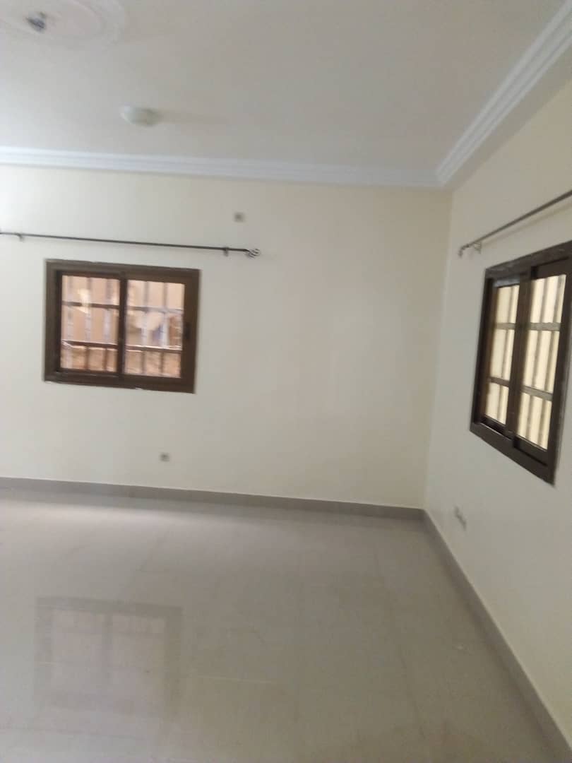 N° 4711 :
                            Appartement à louer , Agoe legbassito, Lome, Togo : 60 000 XOF/mois