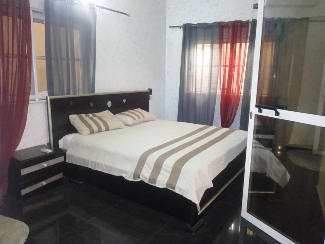 N° 4734 :
                            Appartement meublé à louer , Adidogome, Lome, Togo : 200 000 XOF/mois