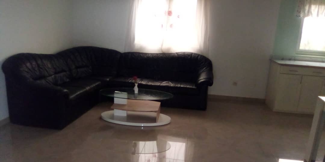 N° 4724 :
                            Appartement meublé à louer , Adidogome, Lome, Togo : 250 000 XOF/mois