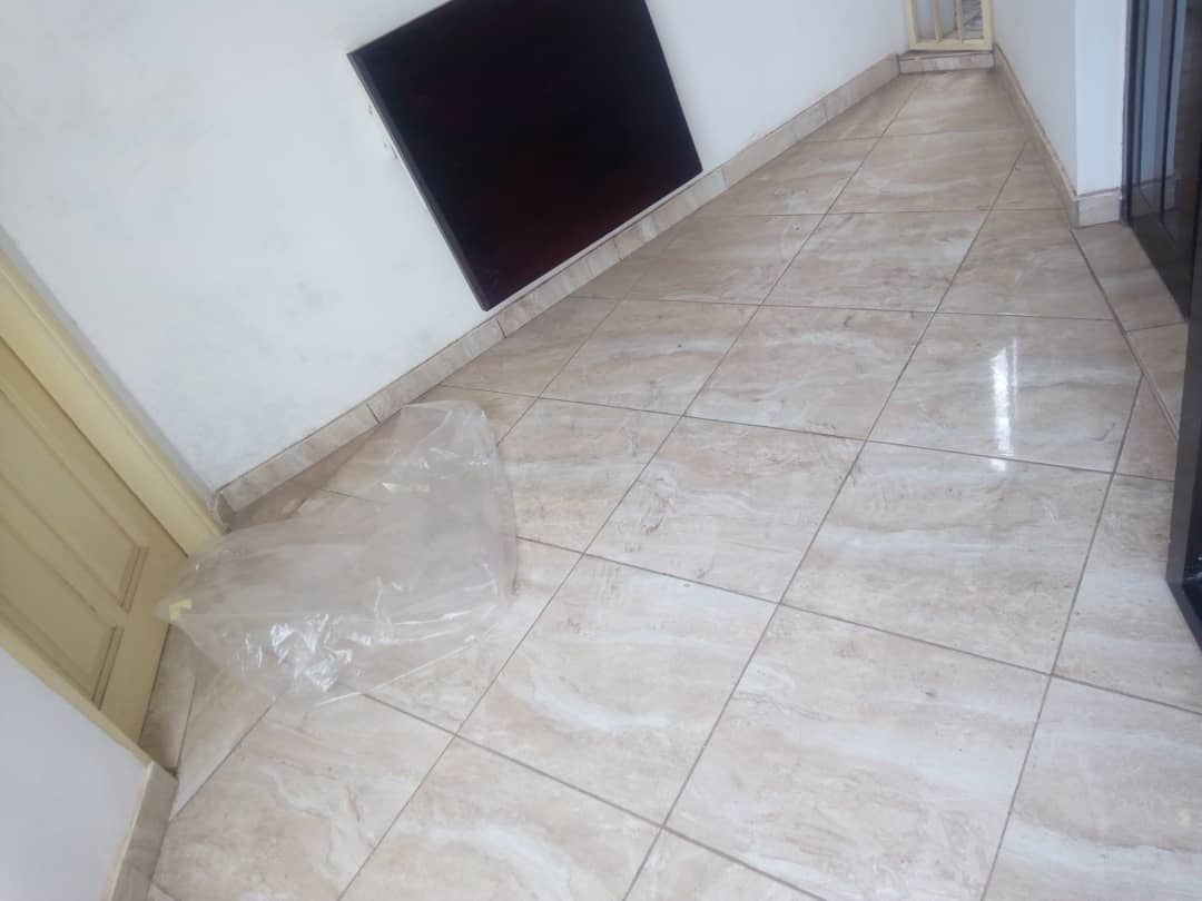 N° 4727 :
                            Appartement meublé à louer , Attiegou legbanou , Lome, Togo : 200 000 XOF/mois