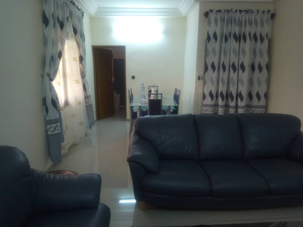 N° 4742 :
                            Appartement meublé à louer , Cassablacca , Lome, Togo : 450 000 XOF/mois