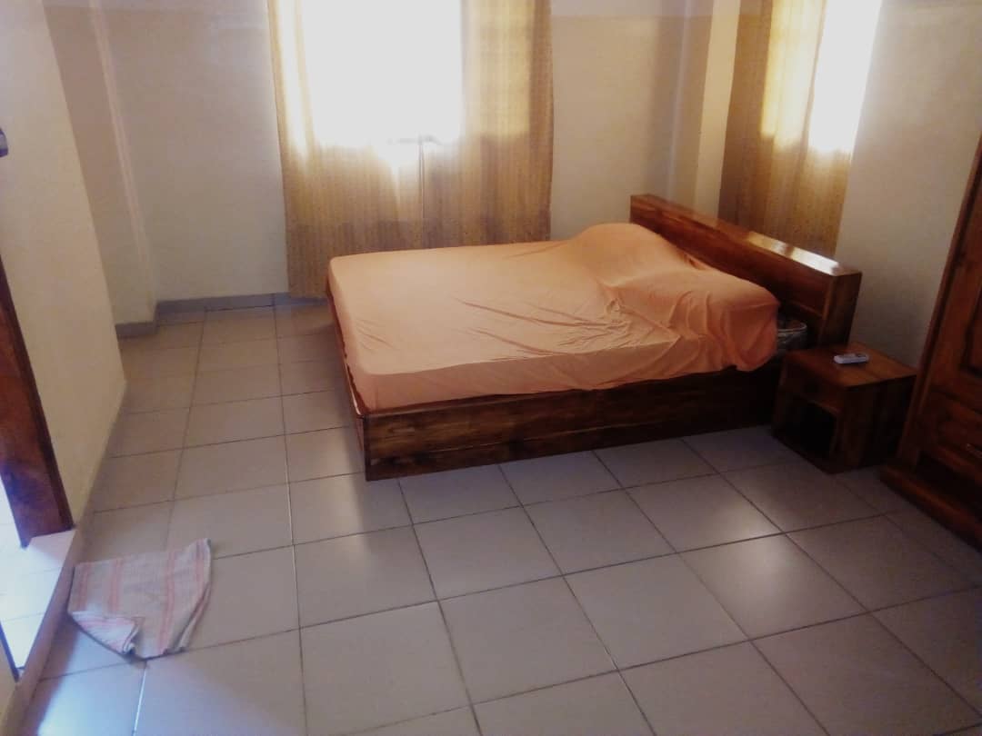 N° 4891 :
                            Appartement meublé à louer , Adidogome, Lome, Togo : 200 000 XOF/mois