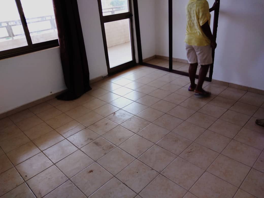 N° 4903 :
                            Appartement à louer , Adidogome, Lome, Togo : 250 000 XOF/mois