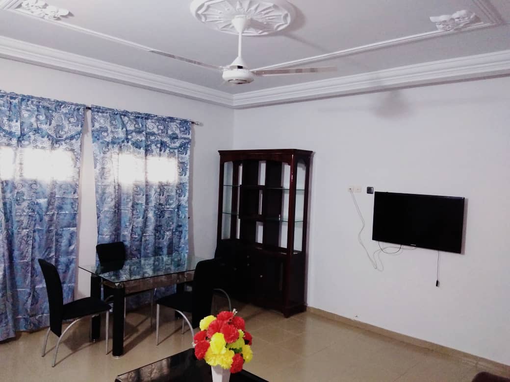 N° 4968 :
                            Appartement meublé à louer , Tokoin, Lome, Togo : 350 000 XOF/mois