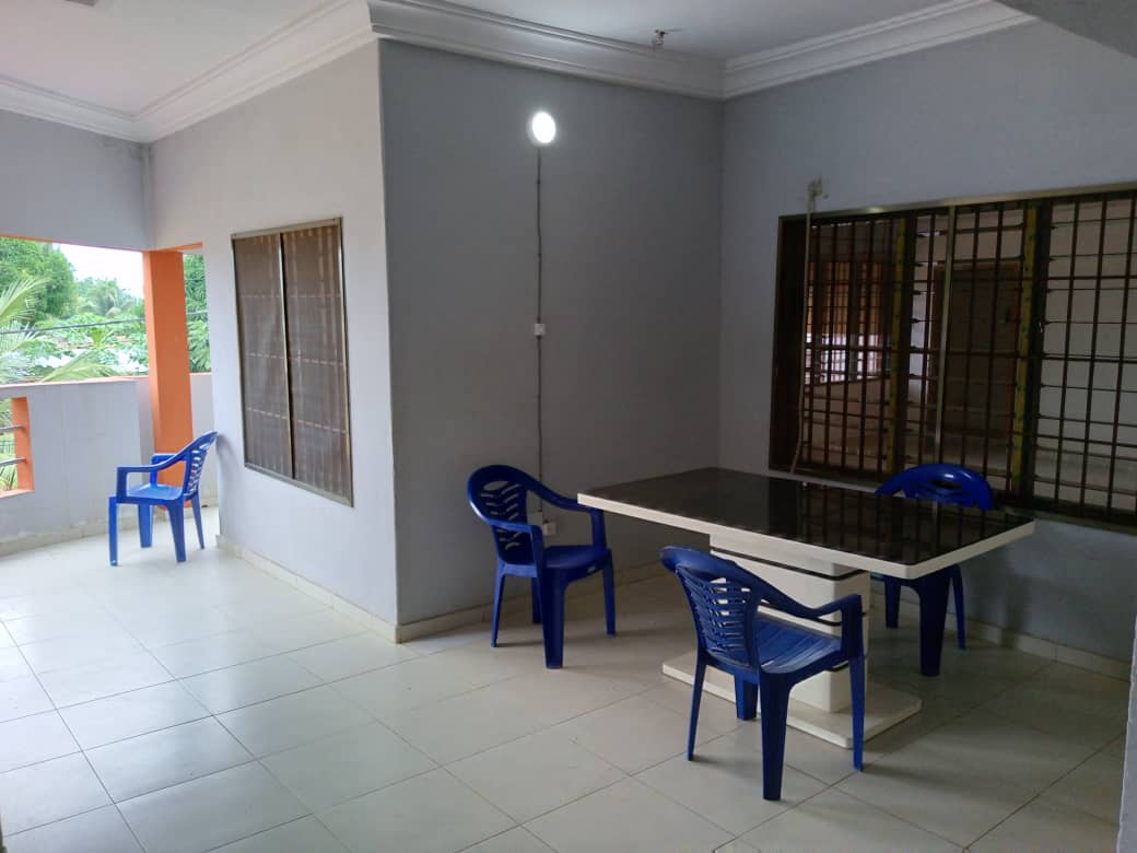 N° 5388 :
                            Appartement meublé à louer , Atilamonou , Lome, Togo : 180 000 XOF/mois
