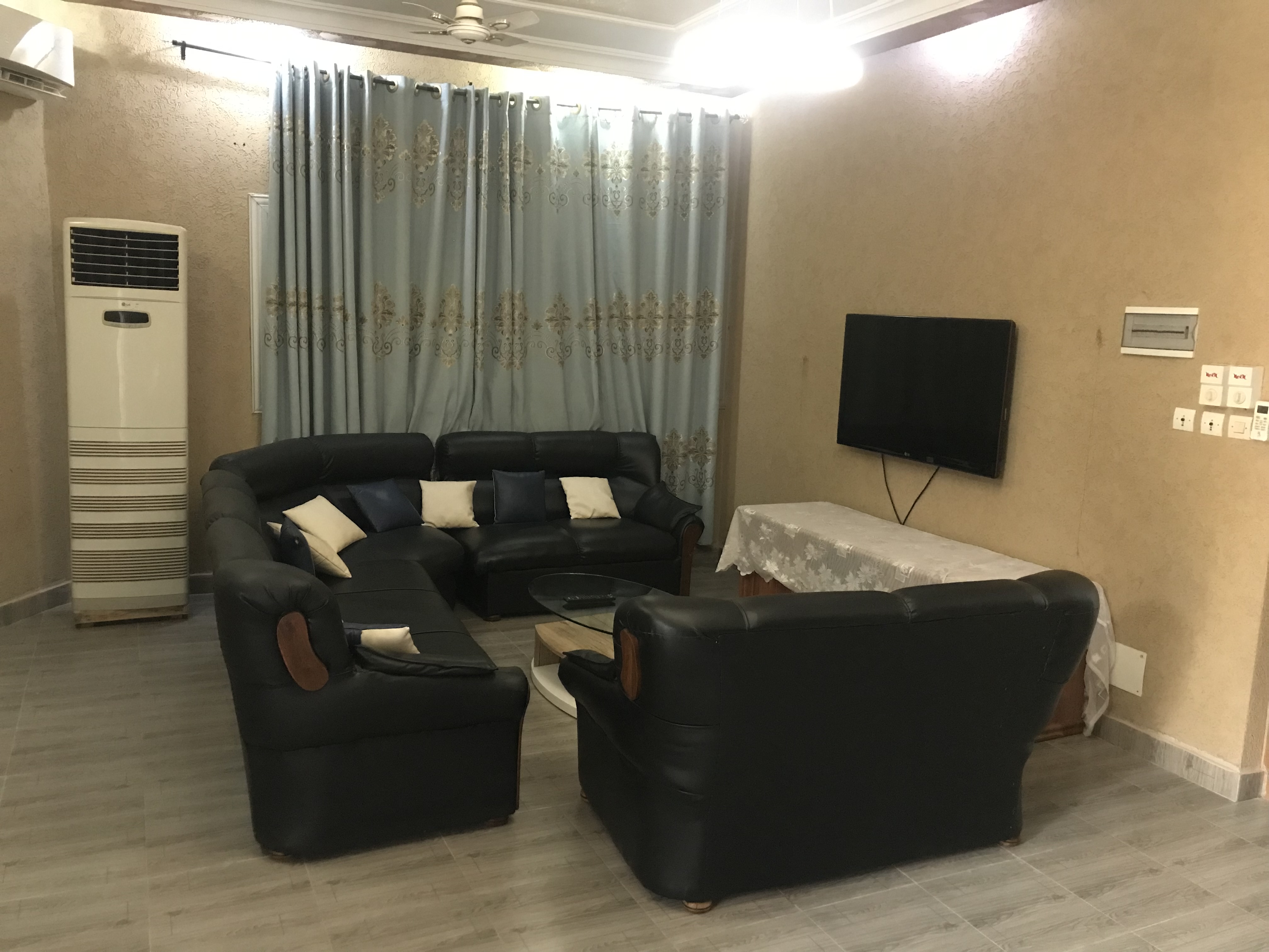 N° 5286 :
                        Appartement meublé à louer , Adidogome , Lome, Togo : 450 000 XOF/mois