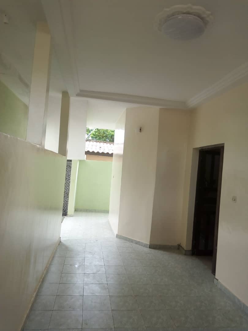 N° 4711 :
                        Appartement à louer , Agoe legbassito, Lome, Togo : 60 000 XOF/mois
