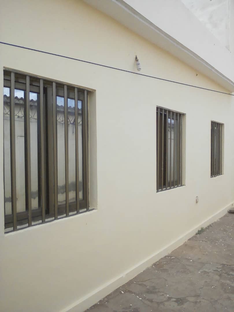 N° 4269 :
                            Villa à louer , Kegue, Lome, Togo : 170 000 XOF/mois