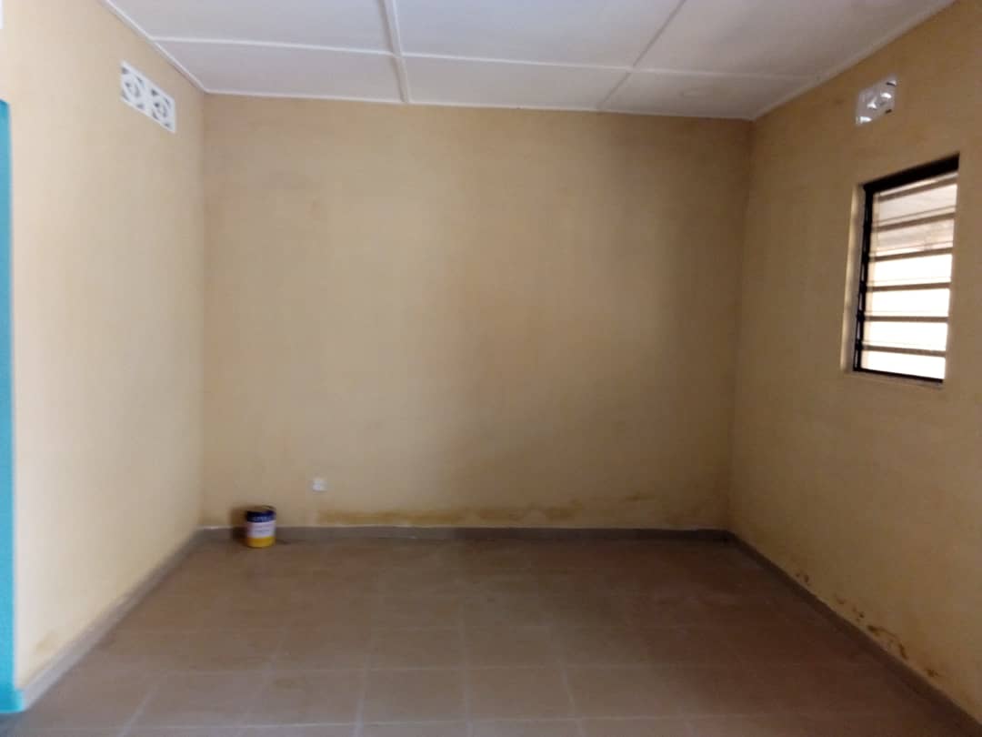 N° 4312 :
                            Appartement à louer , Agoe, Lome, Togo : 50 000 XOF/mois