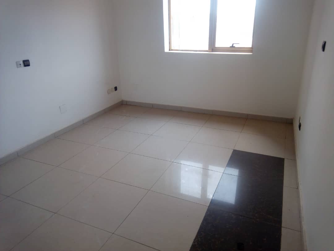 N° 4429 :
                            Appartement à louer , Djidjole, Lomé, Togo : 350 000 XOF/mois