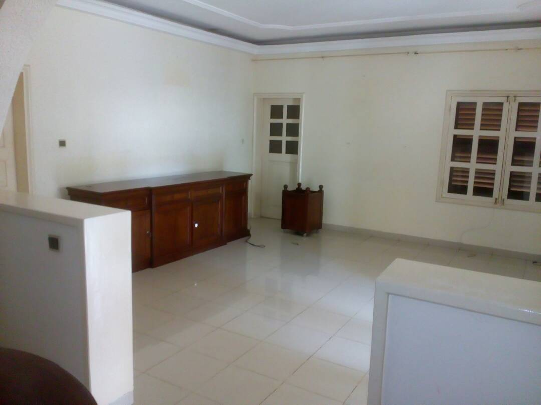 N° 4283 :
                            Appartement à louer , Baguida, Lome, Togo : 200 000 XOF/mois