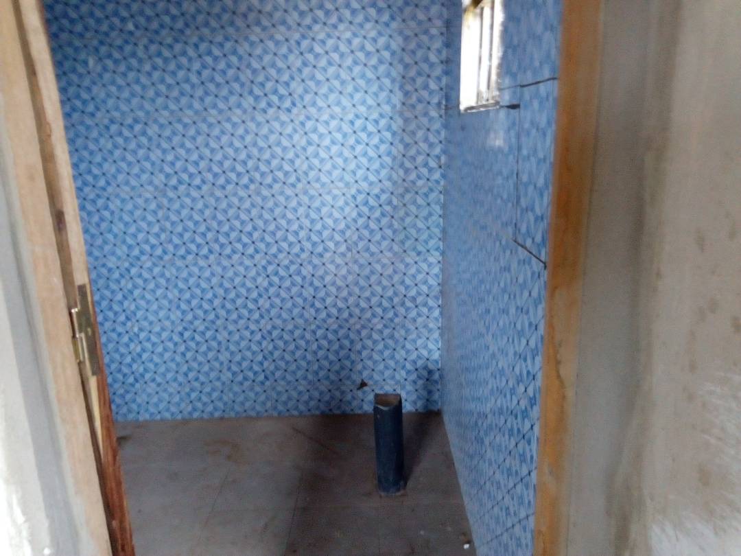 N° 4215 :
                            Appartement à louer , Adidogome, Lome, Togo : 50 000 XOF/mois