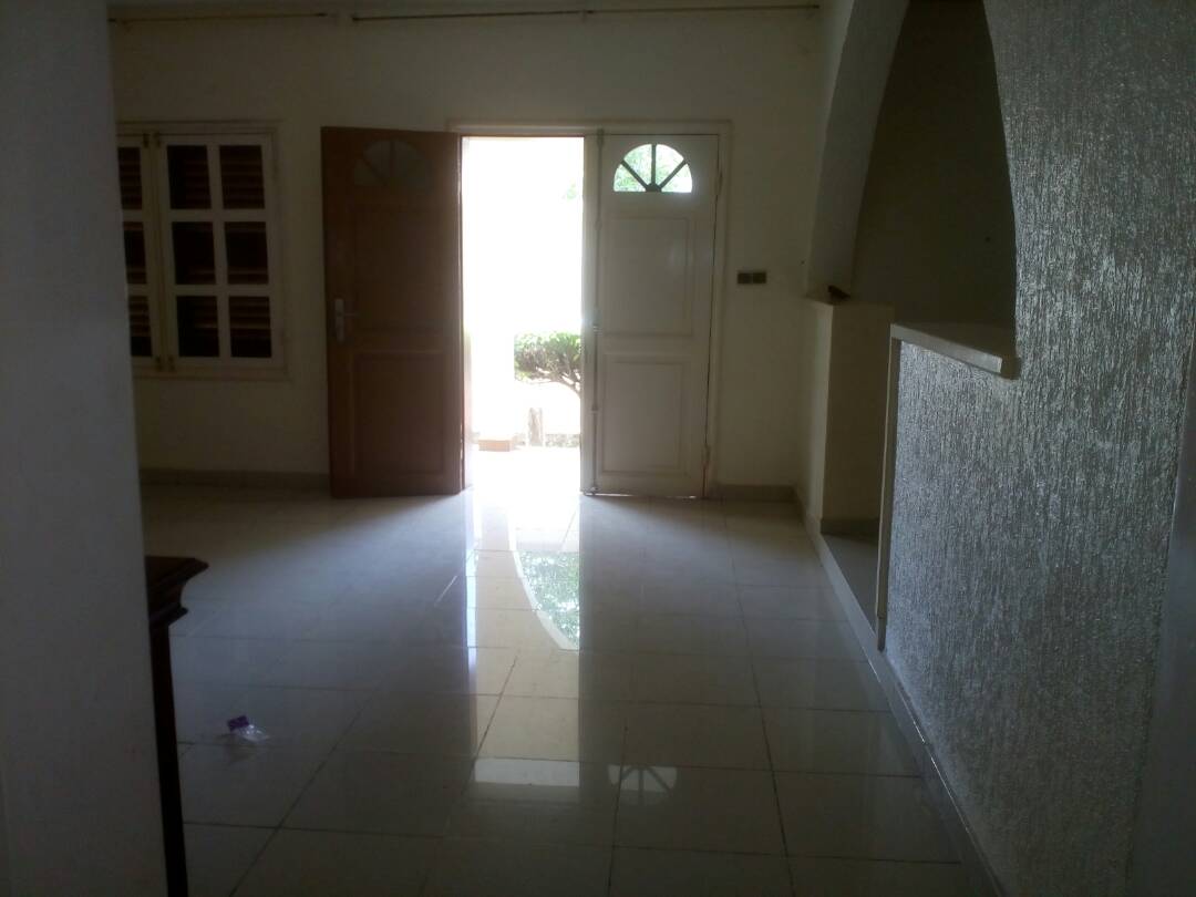 N° 4283 :
                            Appartement à louer , Baguida, Lome, Togo : 200 000 XOF/mois