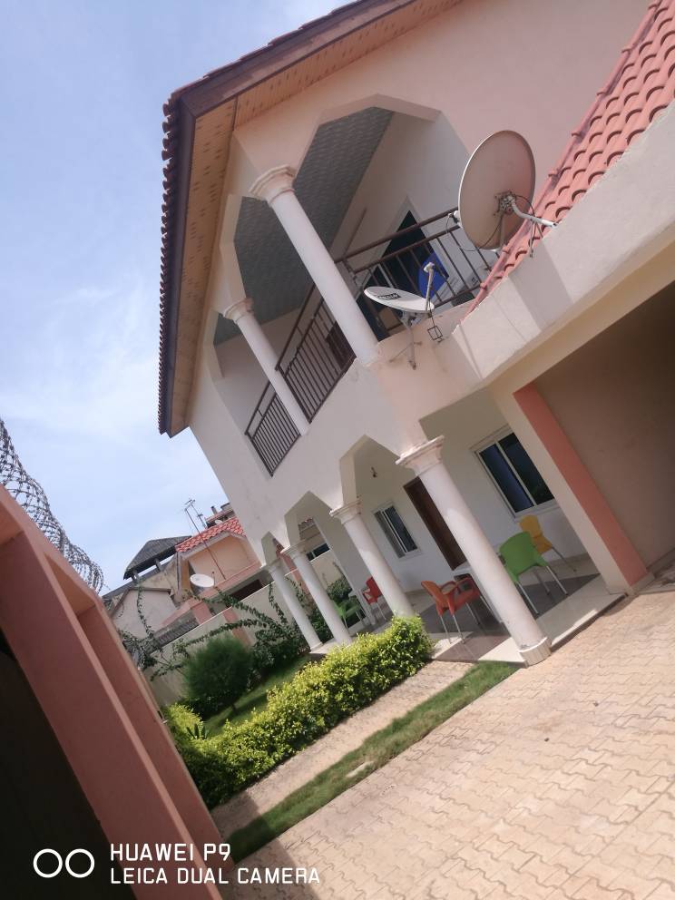 N° 4124 :
                        Villa meublée à louer , Adidogome, Lome, Togo : 600 000 XOF/mois