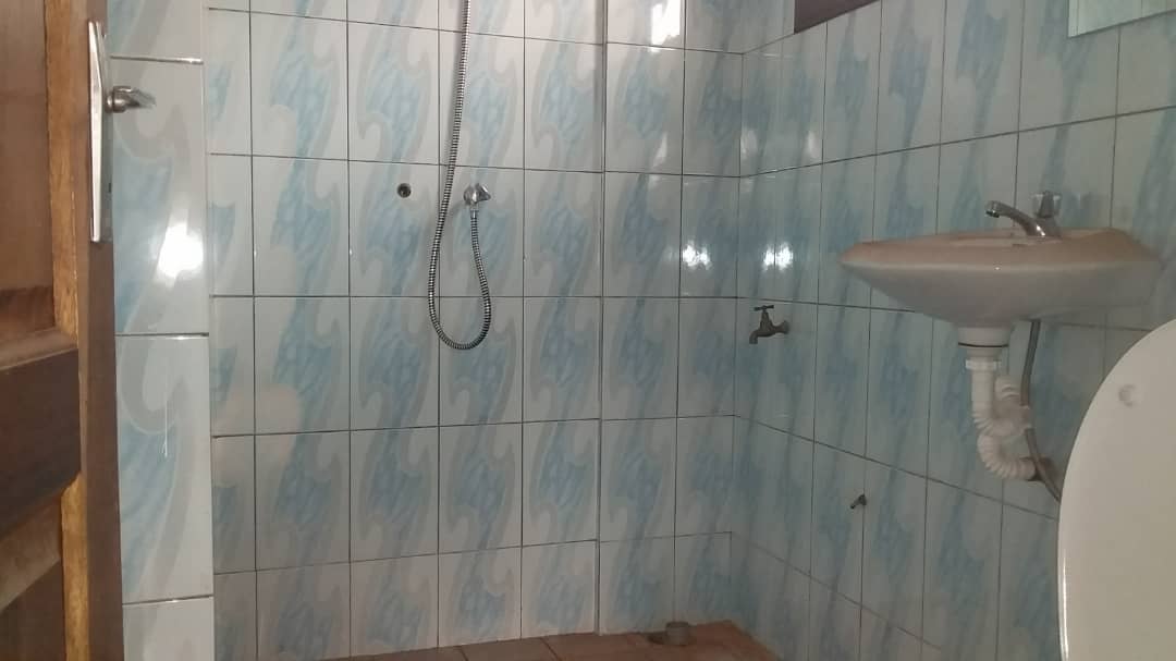 N° 4341 :
                            Appartement à louer , Adidogome, Lome, Togo : 90 000 XOF/mois
